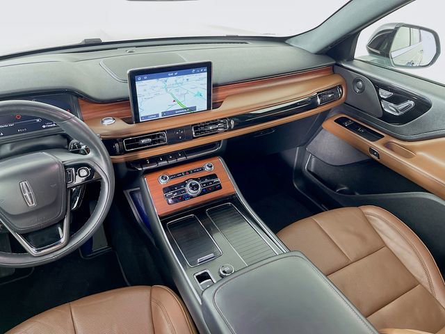 Used 2022 Lincoln Aviator Reserve w/ Elements Package Plus image 26