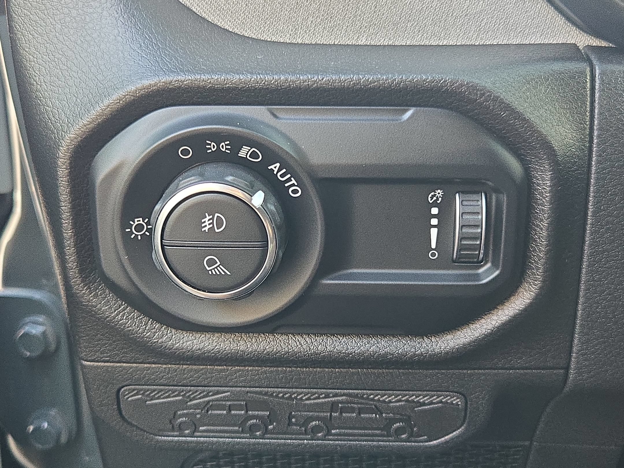 Used 2025 Jeep Gladiator Sport AWD/4WD image 35