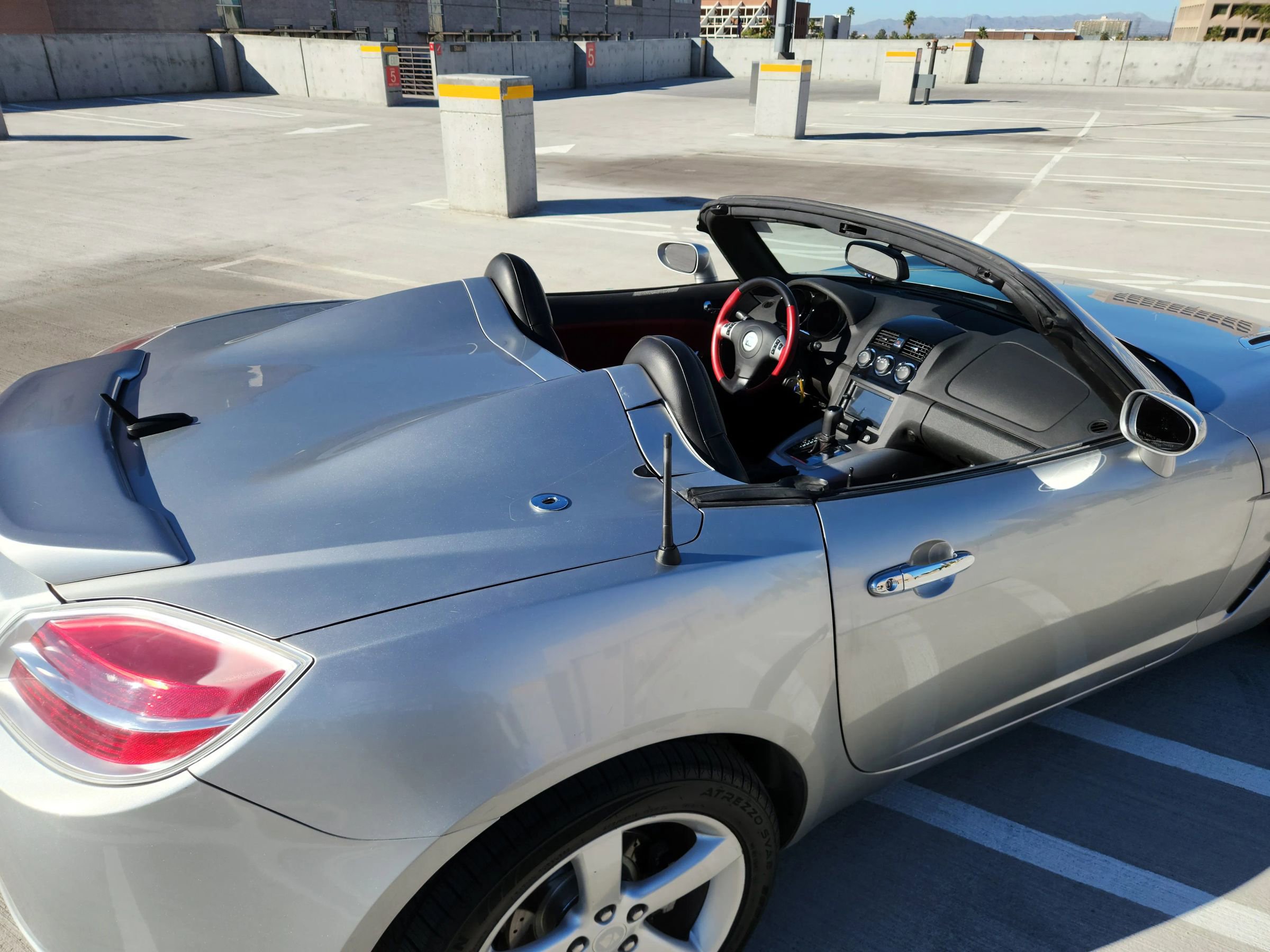 Used 2008 Saturn Sky Red Line RWD image 15