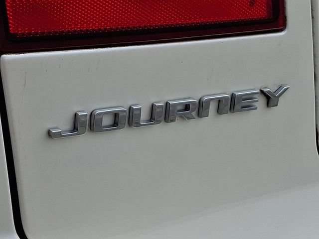Used 2012 Dodge Journey American Value Package FWD image 29