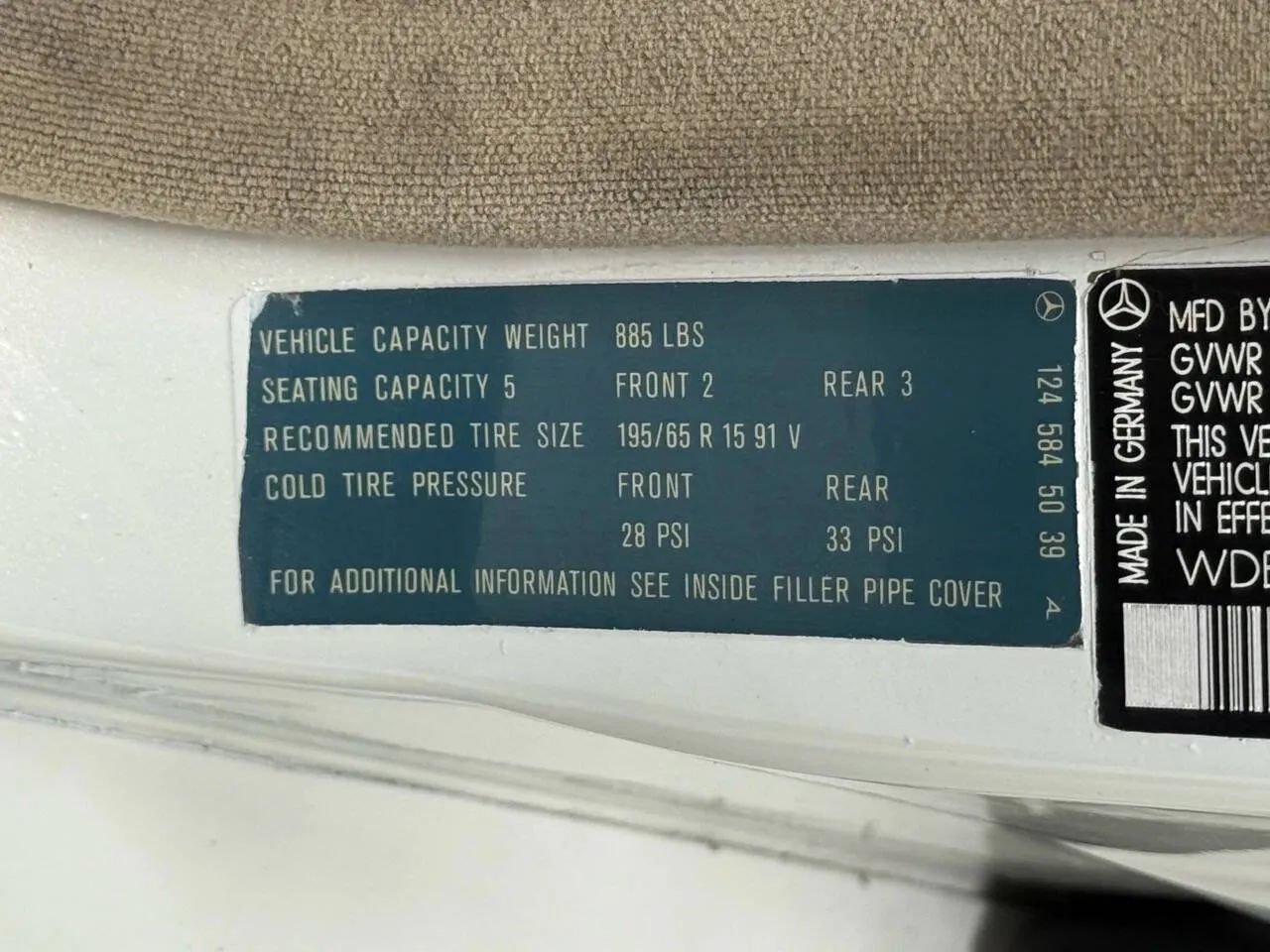 Used 1990 Mercedes-Benz 300 E 3.0 image 46