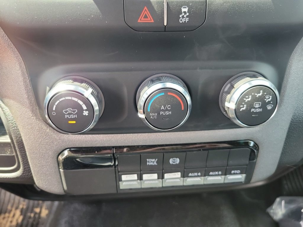 New 2024 RAM 5500 Tradesman RWD image 16