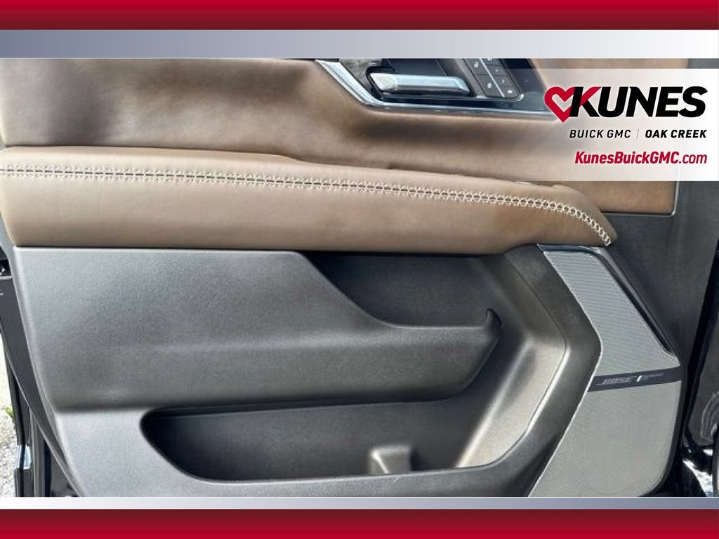 Used 2026 GMC Yukon XL Denali Ultimate w/ LPO, Floor Liner Package AWD/4WD image 31