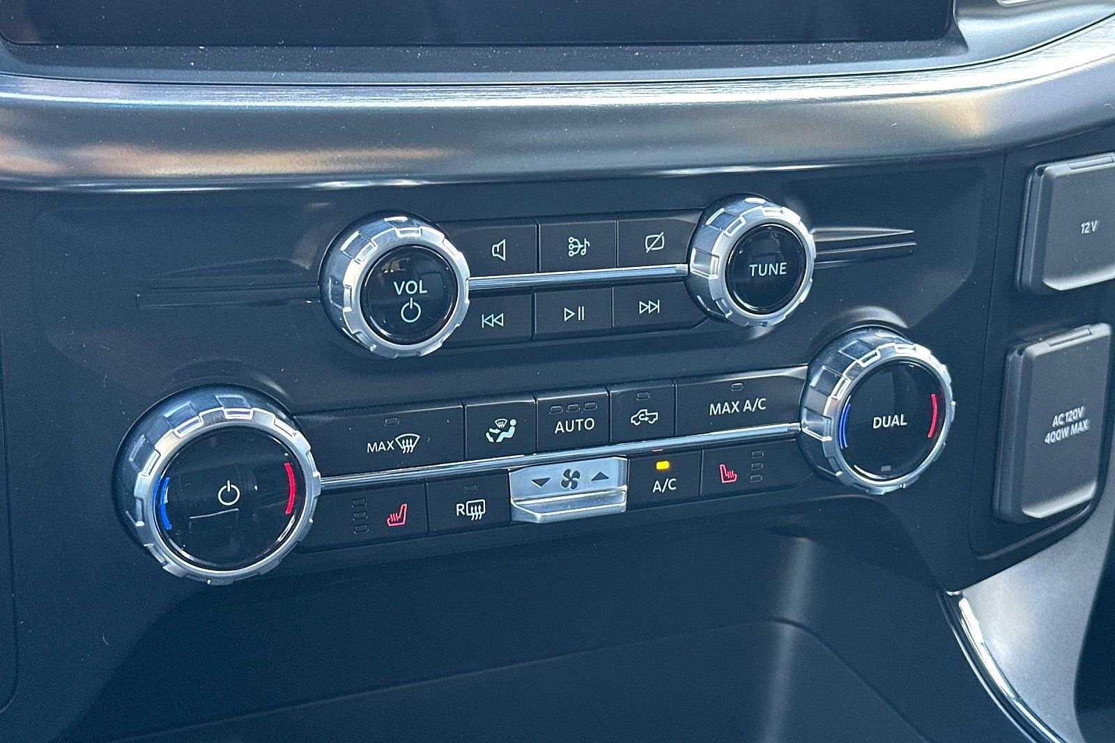 New 2023 Ford F150 XLT w/ Equipment Group 302A High image 17