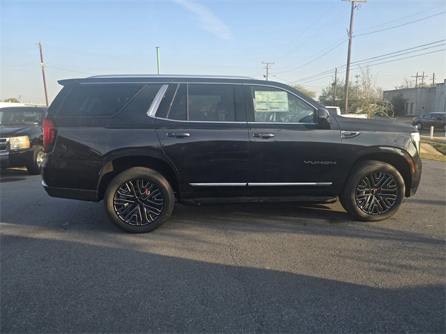 New 2026 GMC Yukon Elevation image 4