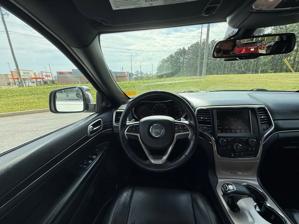 Used 2015 Jeep Grand Cherokee Limited w/ Luxury Group II image 13