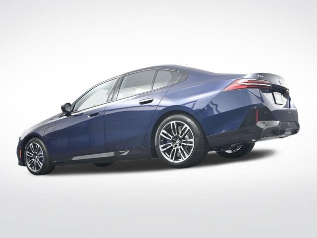 New 2027 BMW 550e xDrive AWD/4WD image 34