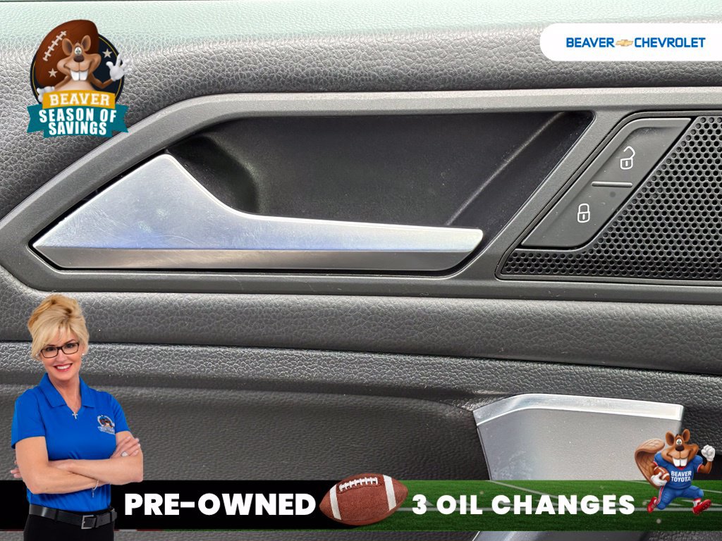 Used 2021 Volkswagen Tiguan SE R-Line FWD image 34