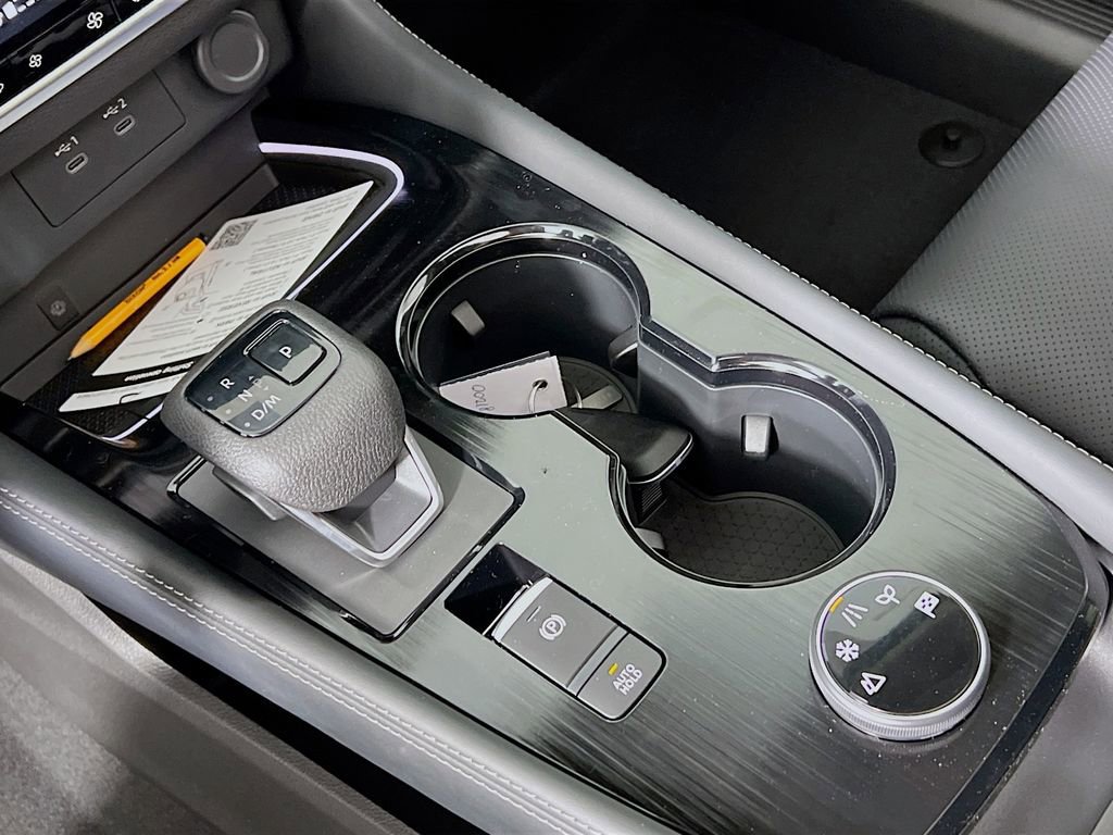 New 2026 Nissan Rogue Platinum AWD/4WD image 15