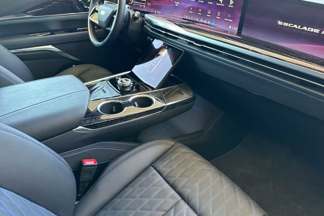 New 2026 Cadillac Escalade IQ Luxury 1 AWD/4WD image 18