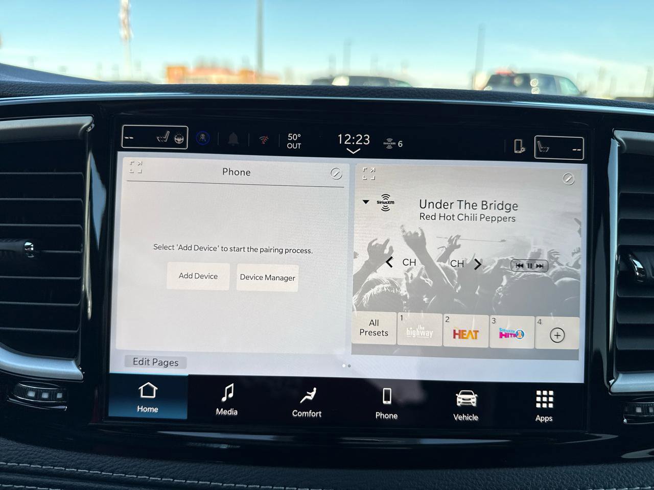 New 2026 Chrysler Pacifica Select image 39