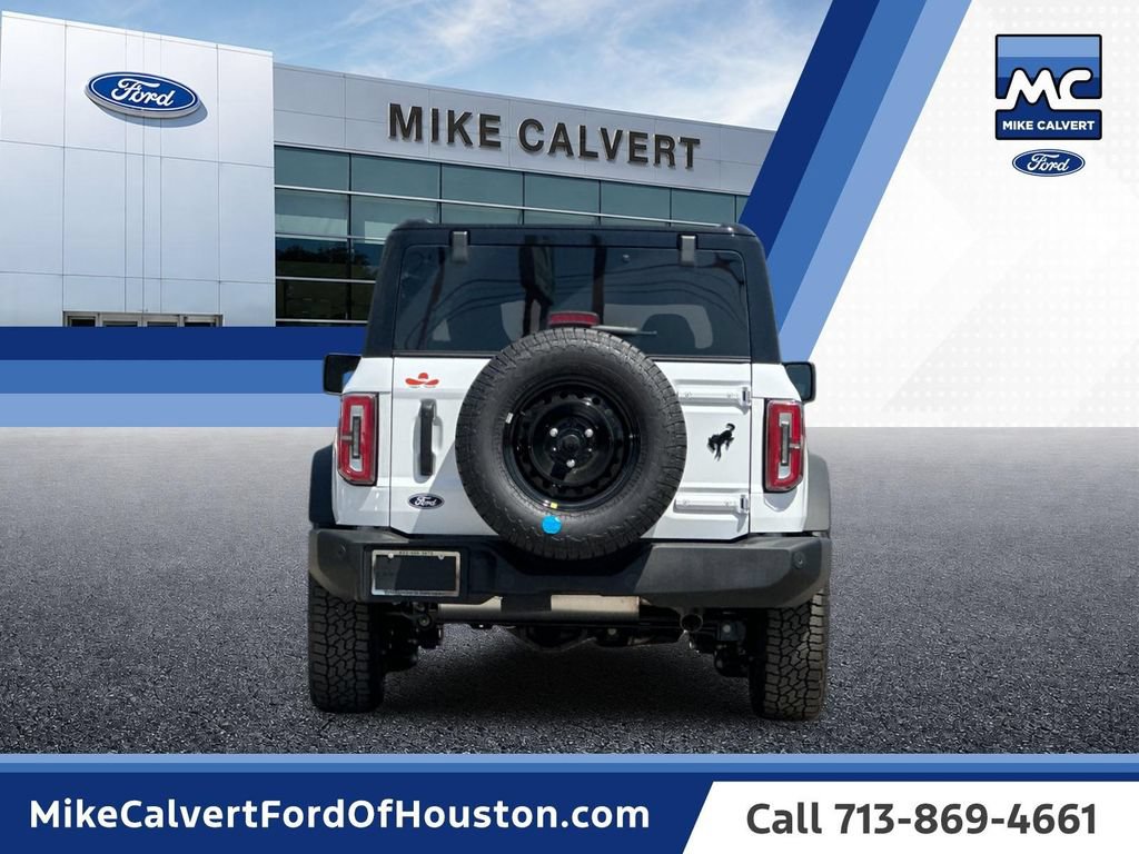New 2026 Ford Bronco Outer Banks w/ Black Appearance Package AWD/4WD image 4
