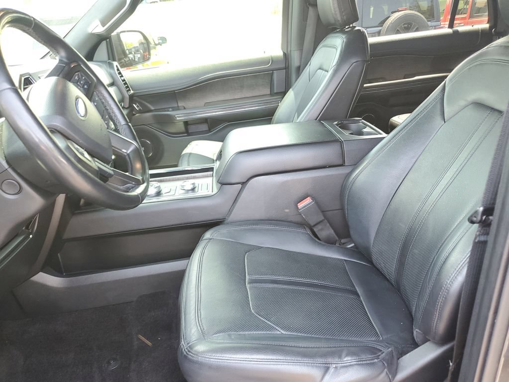 Used 2018 Ford Expedition Limited AWD/4WD image 17