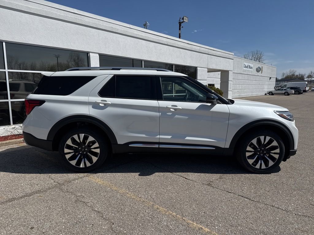New 2026 Ford Explorer Platinum w/ LUX Leather Package AWD/4WD image 2