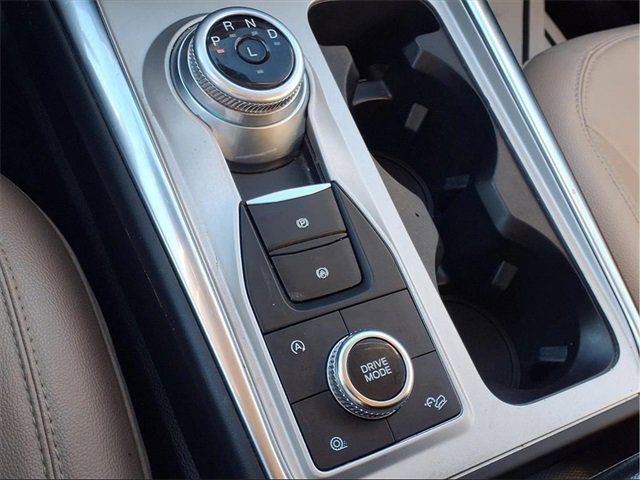 Used 2023 Ford Explorer Limited image 16