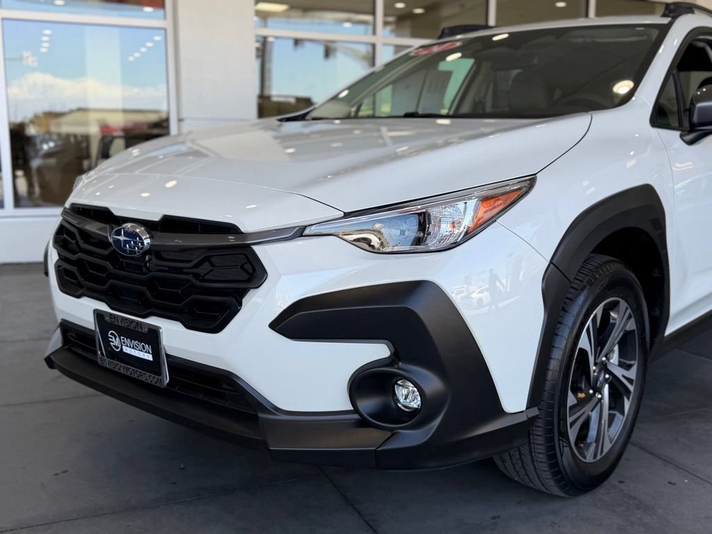 Used 2024 Subaru Crosstrek 2.0i Premium AWD/4WD image 3
