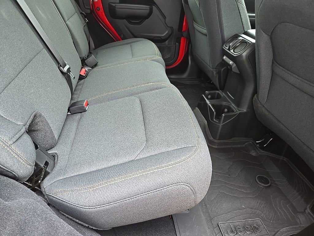 Used 2024 Jeep Wrangler Unlimited Sport AWD/4WD image 78