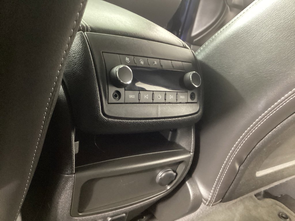 Used 2017 Chevrolet Traverse LT image 14