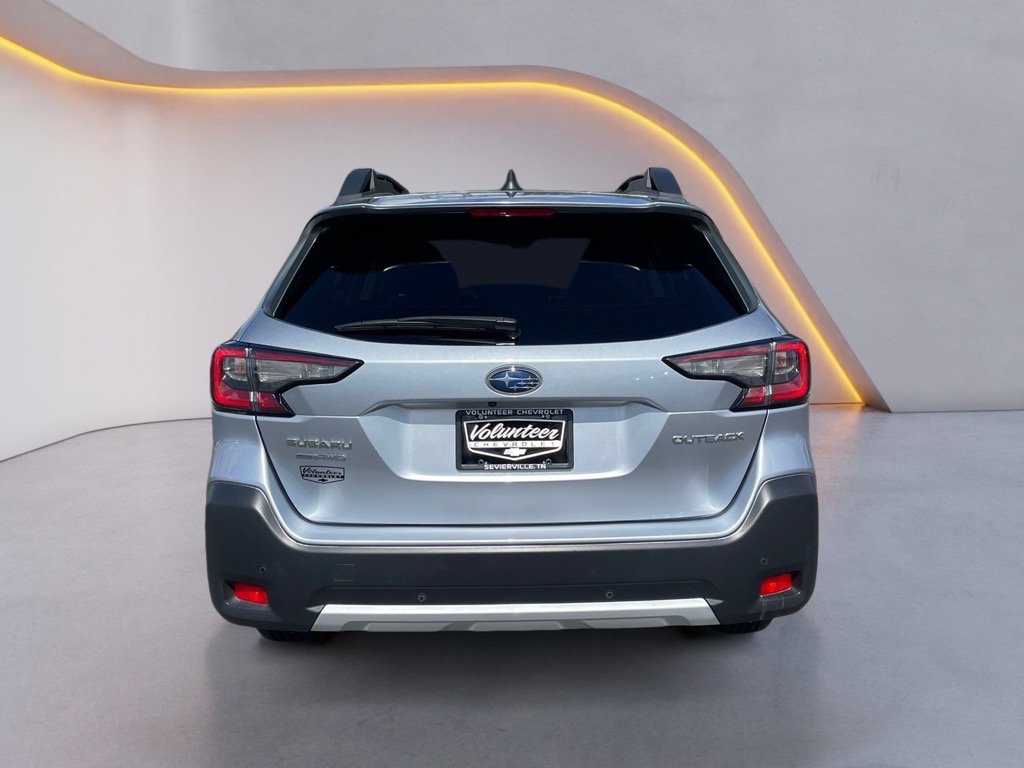 Used 2024 Subaru Outback Limited image 6