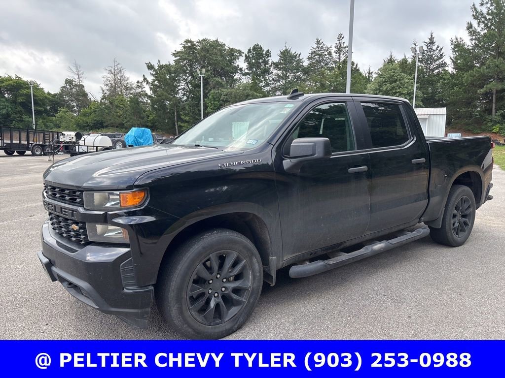 Used 2020 Chevrolet Silverado 1500 Custom w/ Custom Value Package RWD image 3