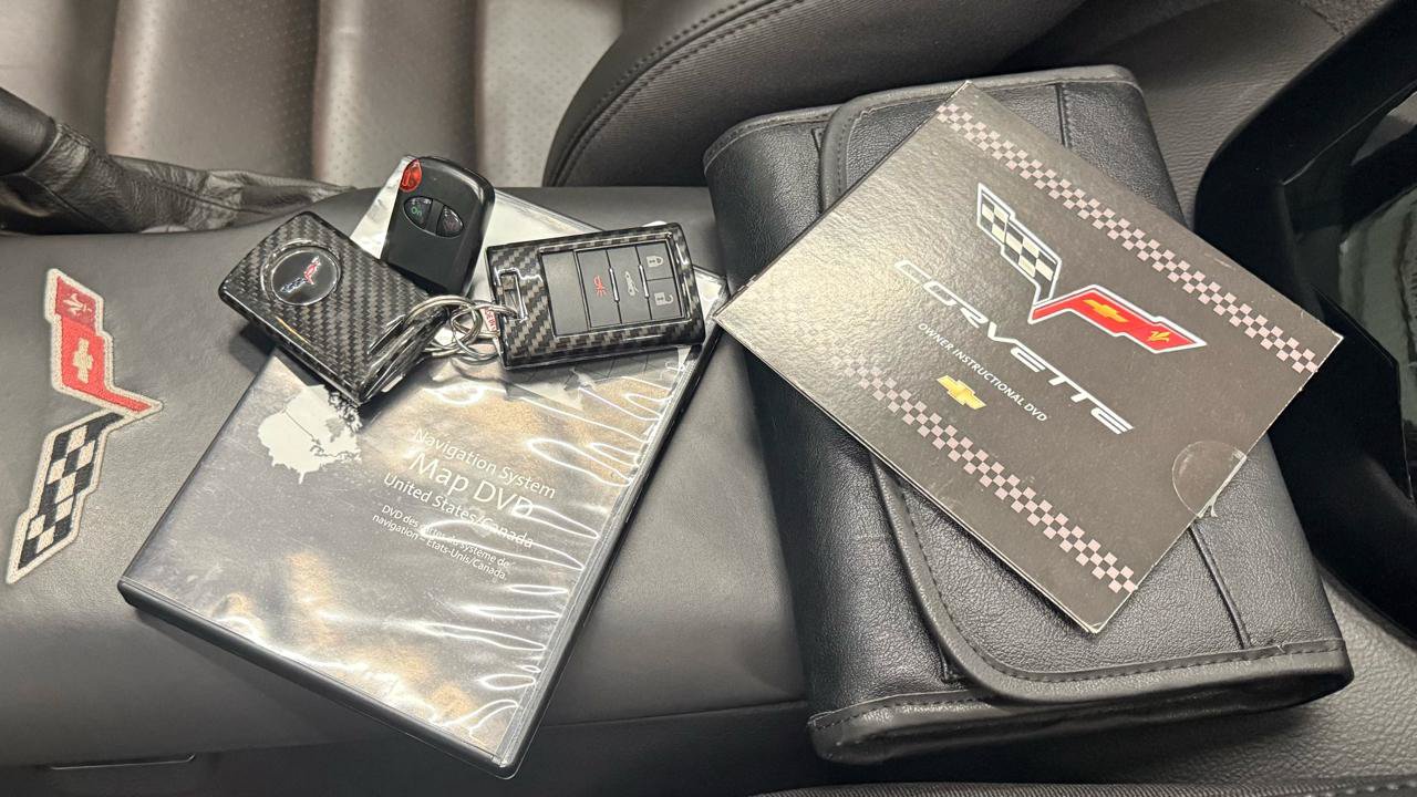 Used 2010 Chevrolet Corvette Grand Sport w/ Preferred Equipment Group RWD image 29