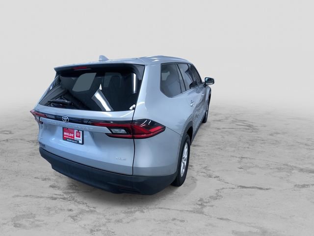 Used 2025 Toyota Grand Highlander AWD image 11