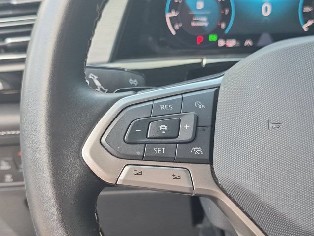 Used 2025 Volkswagen Atlas Cross Sport SE FWD image 20