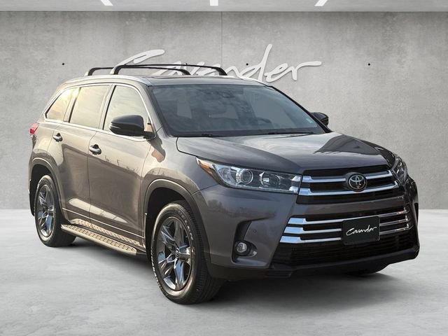 Used 2019 Toyota Highlander Limited Platinum image 2