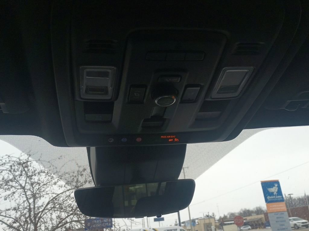 Used 2015 Chrysler 200 S w/ Comfort Group image 58