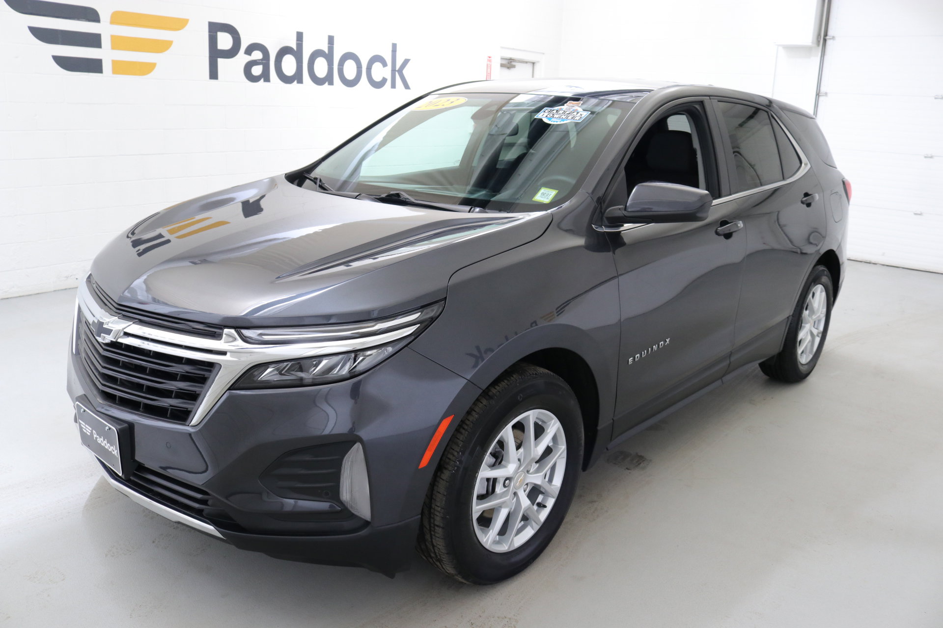 Used 2023 Chevrolet Equinox LT image 3