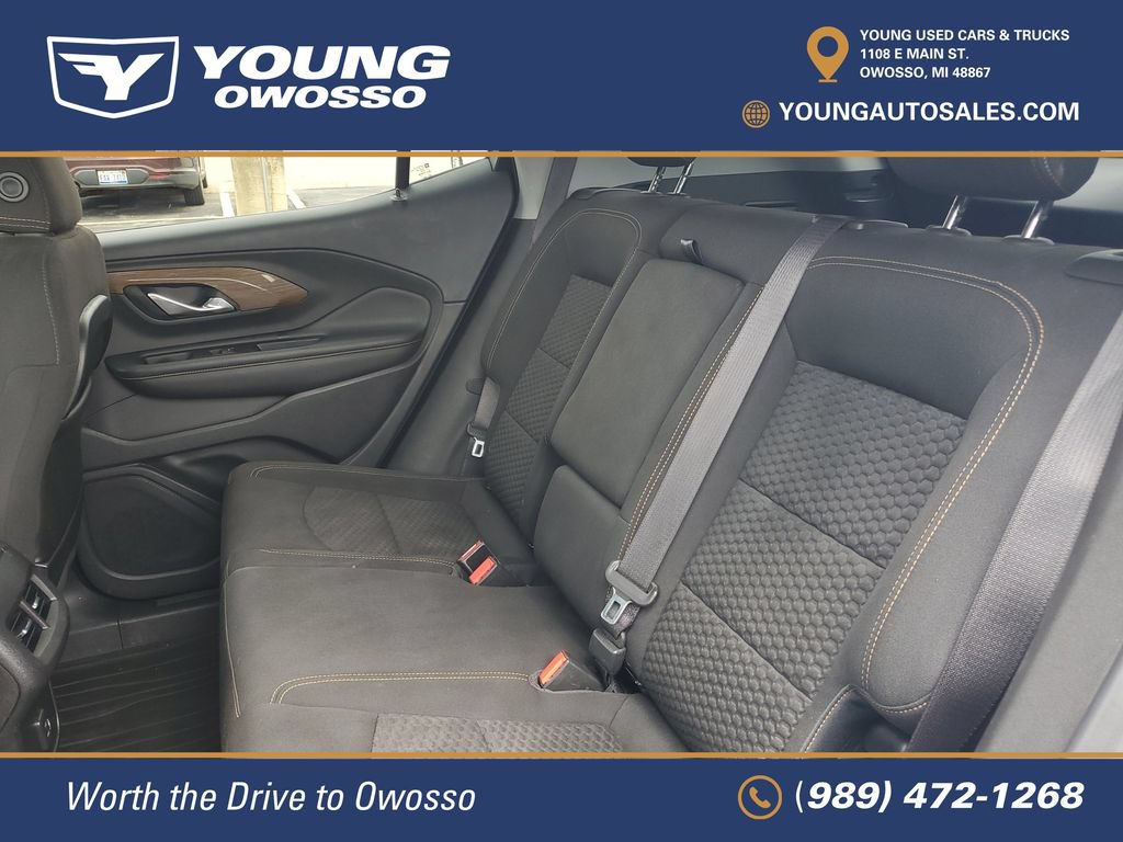 Used 2018 GMC Terrain SLE w/ Driver Convenience Package FWD image 25