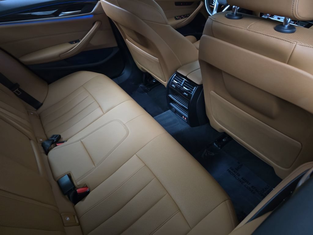 Used 2021 BMW 530e RWD image 13