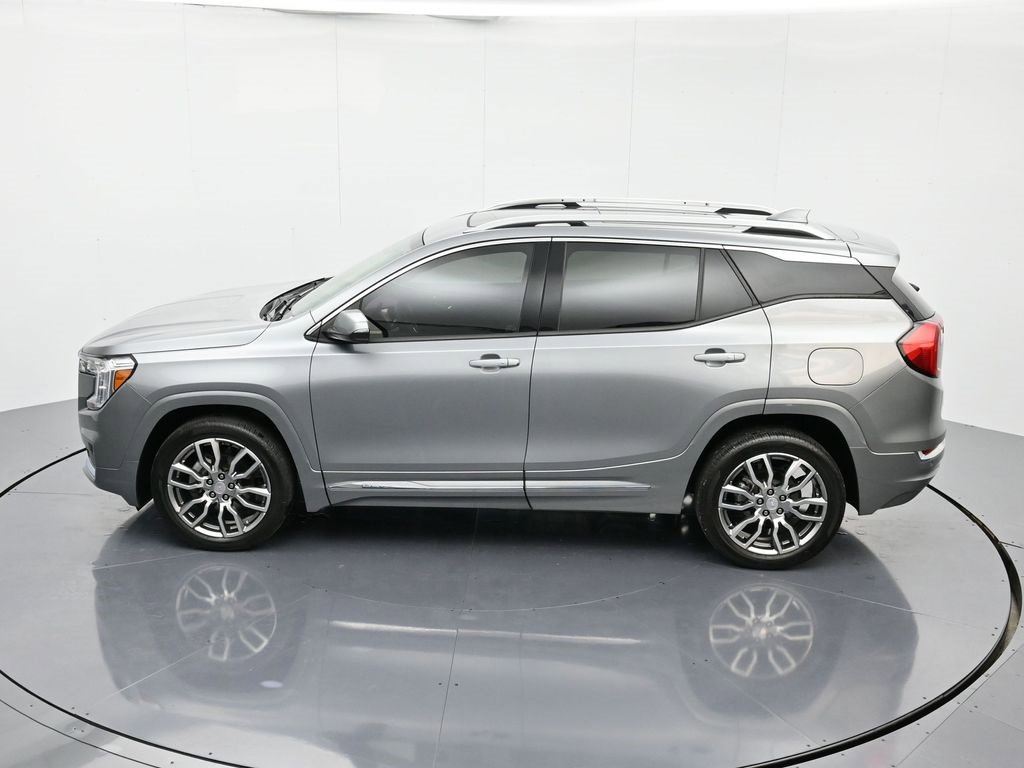 Used 2023 GMC Terrain Denali image 35