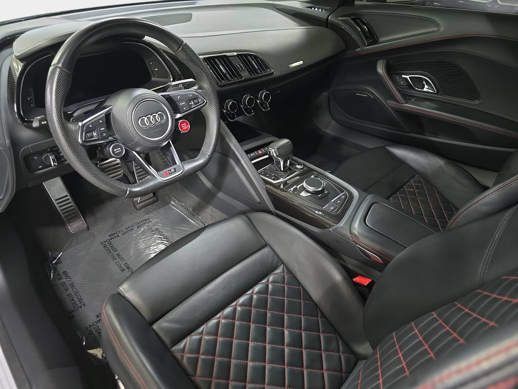 Used 2021 Audi R8 V10 w/ Premium Package RWD image 17