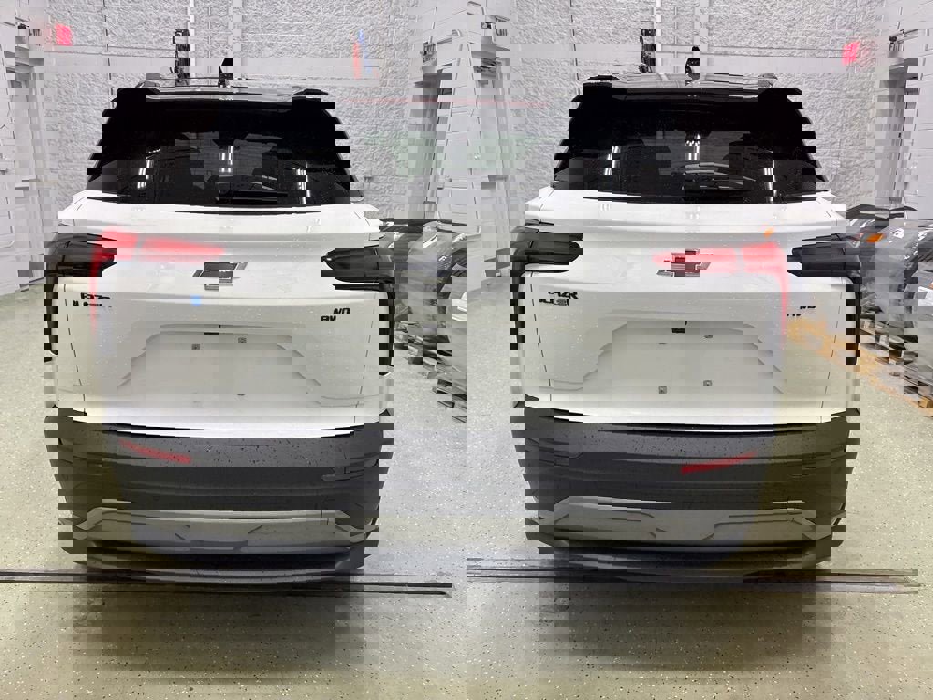 New 2026 Chevrolet Blazer EV LT image 4