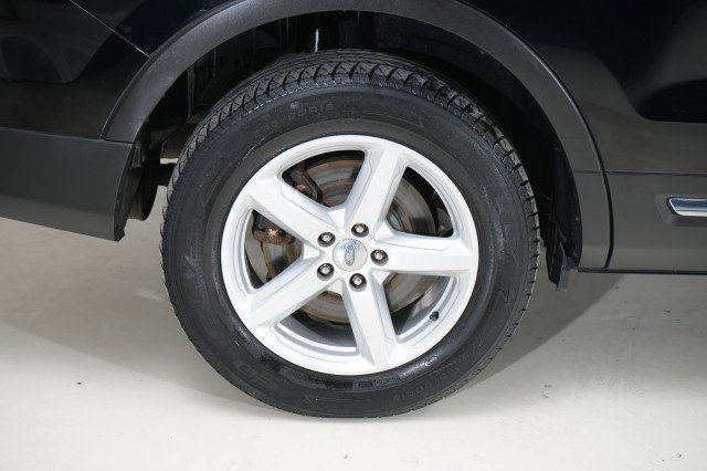 Used 2017 Ford Explorer XLT w/ Equipment Group 201A image 29