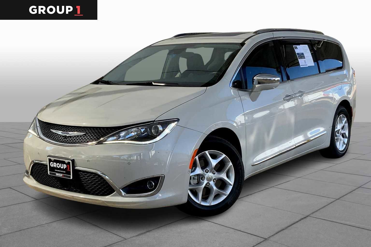 Used 2020 Chrysler Pacifica Limited w/ Advanced Safetytec Group