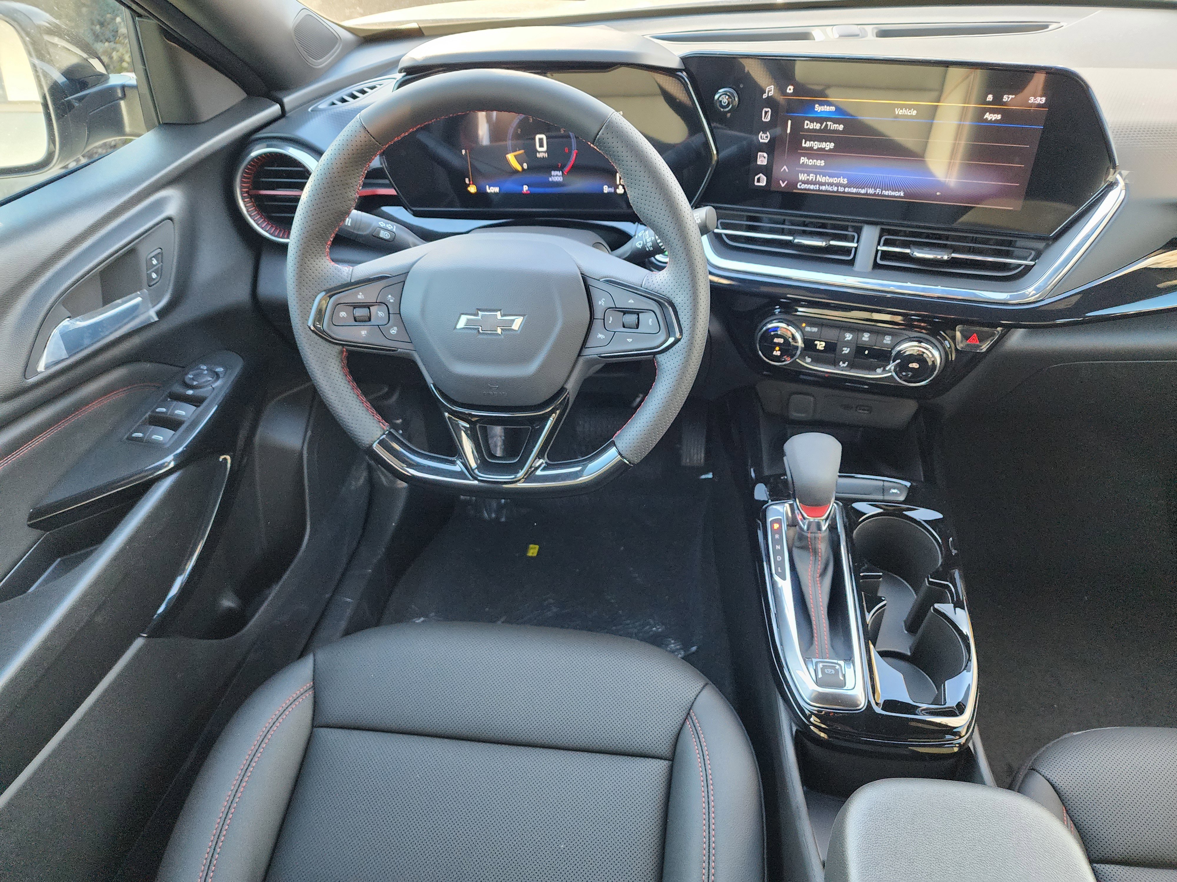 New 2026 Chevrolet Trax RS w/ Sunroof Package image 20