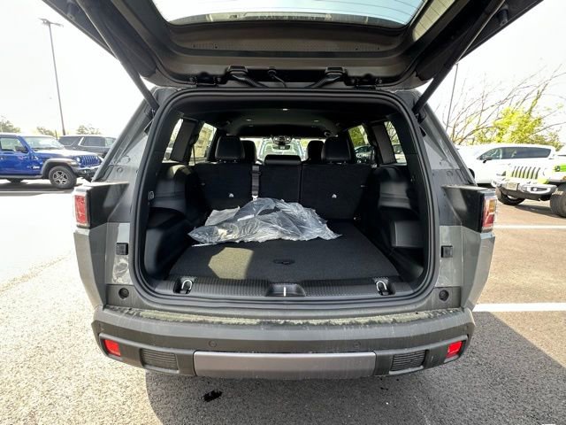 New 2026 Jeep Cherokee Limited AWD/4WD image 12