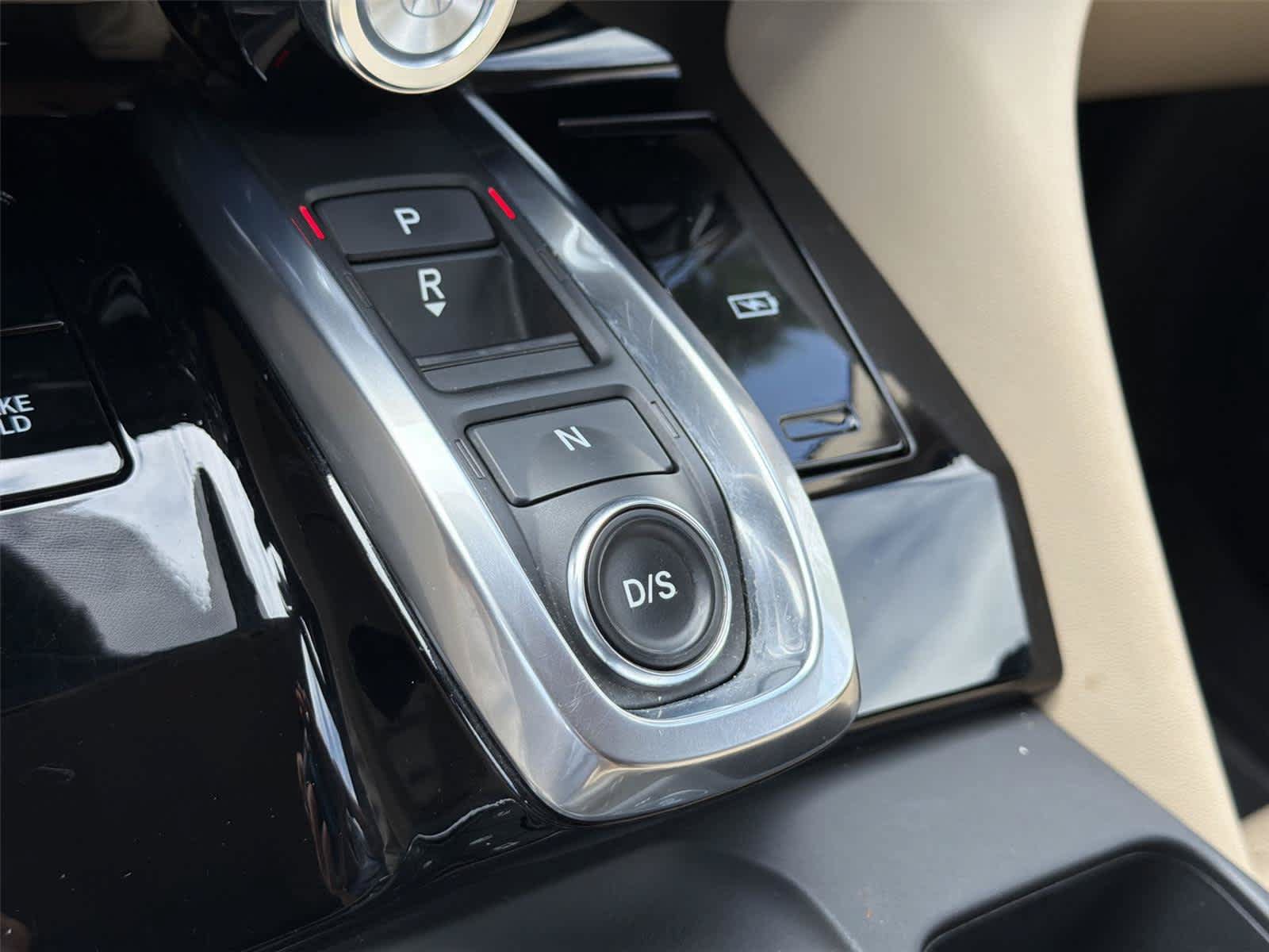 Used 2022 Acura MDX w/ Technology Package AWD/4WD image 19