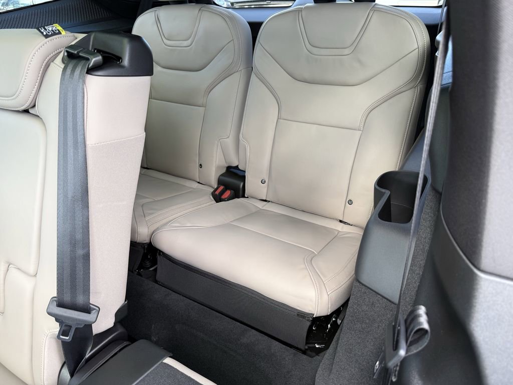 New 2026 Volvo EX90 Ultra AWD/4WD image 12