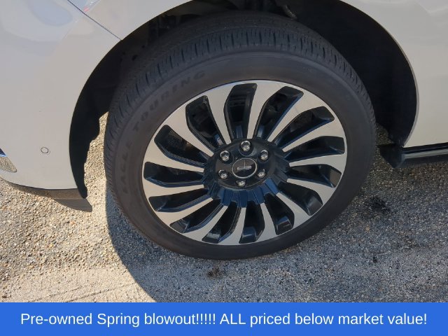 Used 2022 Lincoln Navigator L Black Label AWD/4WD image 7