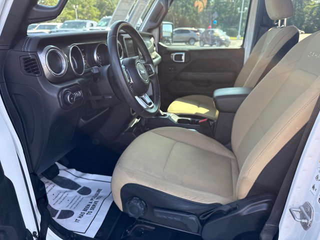 Used 2018 Jeep Wrangler Unlimited Sahara AWD/4WD image 19