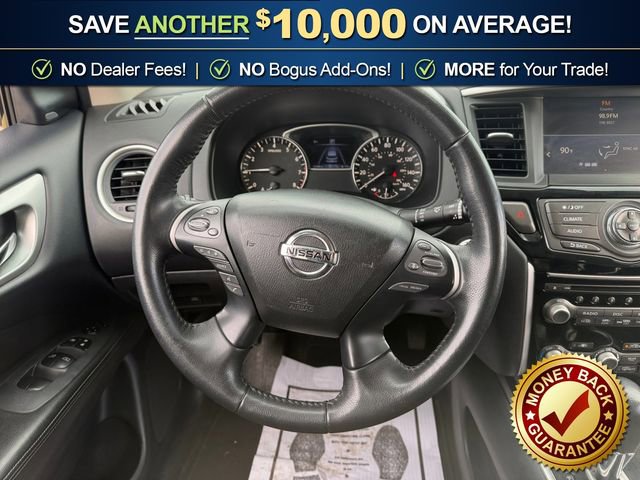 Used 2019 Nissan Pathfinder SV image 18