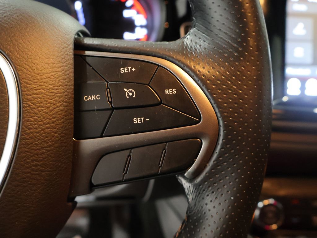 Used 2022 Dodge Durango SXT w/ Blacktop Package image 38