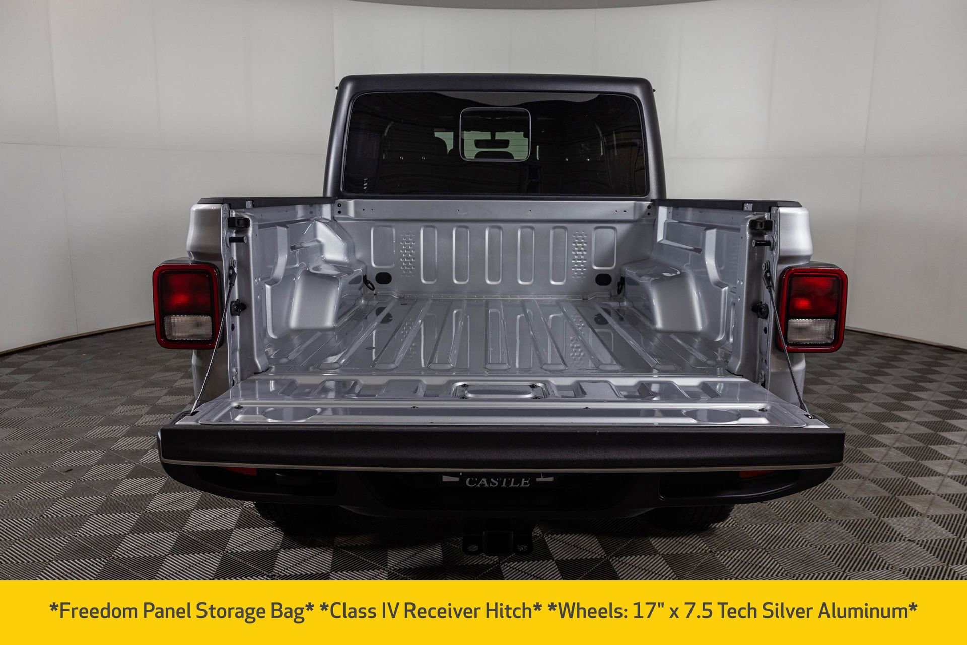 Used 2023 Jeep Gladiator Sport image 39