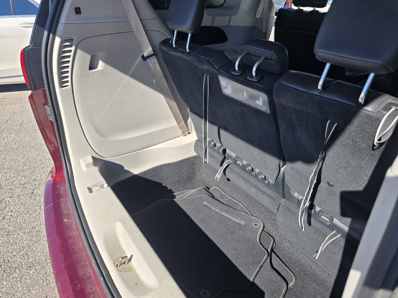 Used 2017 Chrysler Pacifica Touring-L w/ Tire & Wheel Group FWD image 28