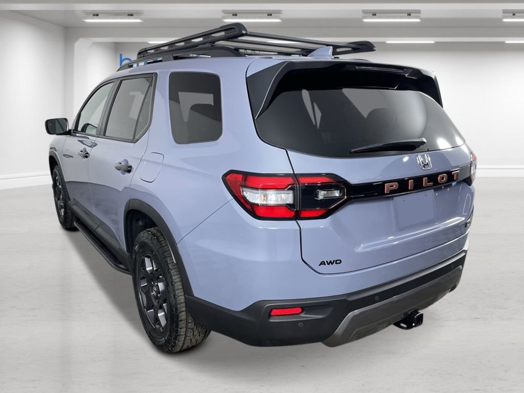 New 2026 Honda Pilot TrailSport image 3
