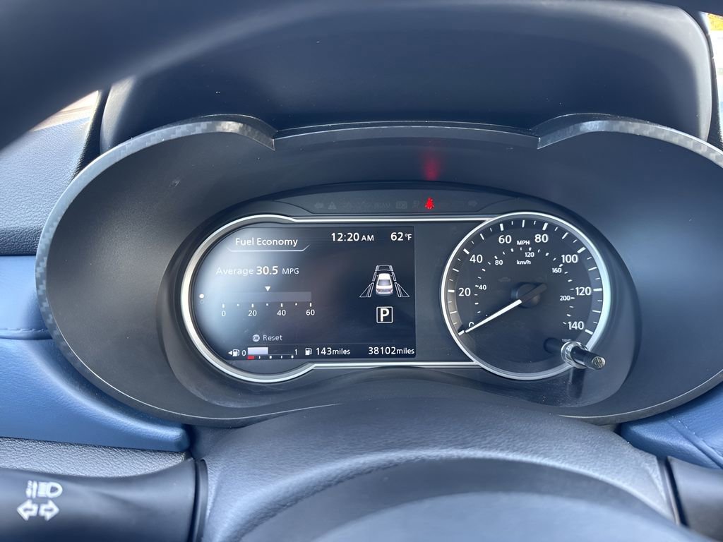Used 2025 Nissan Versa SV FWD image 19