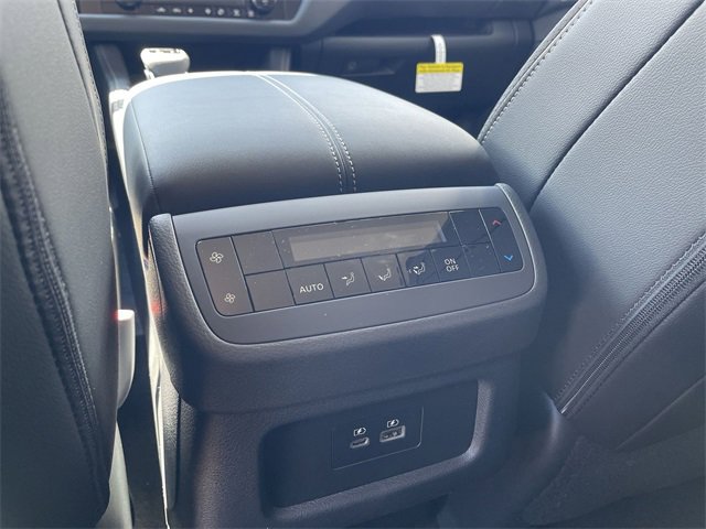 Certified 2025 Nissan Pathfinder SL image 20